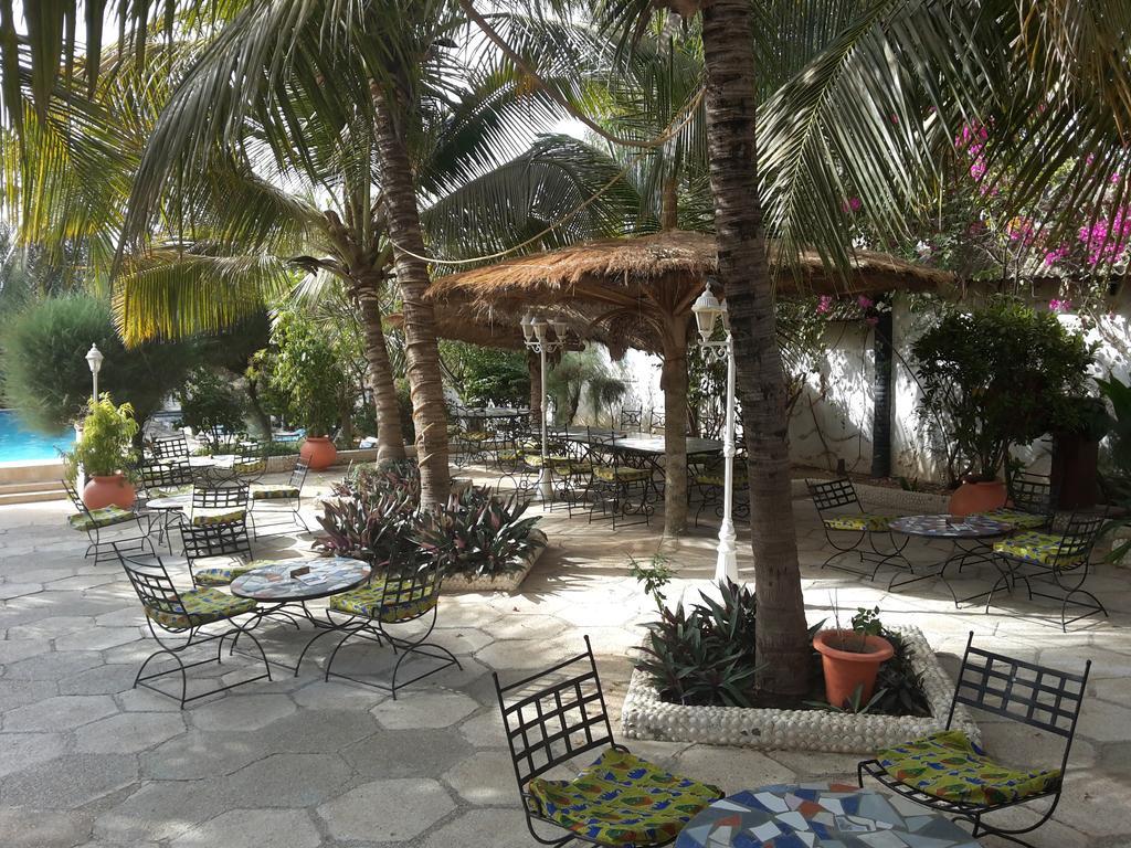 Hotel Club Safari Мбур Екстер'єр фото